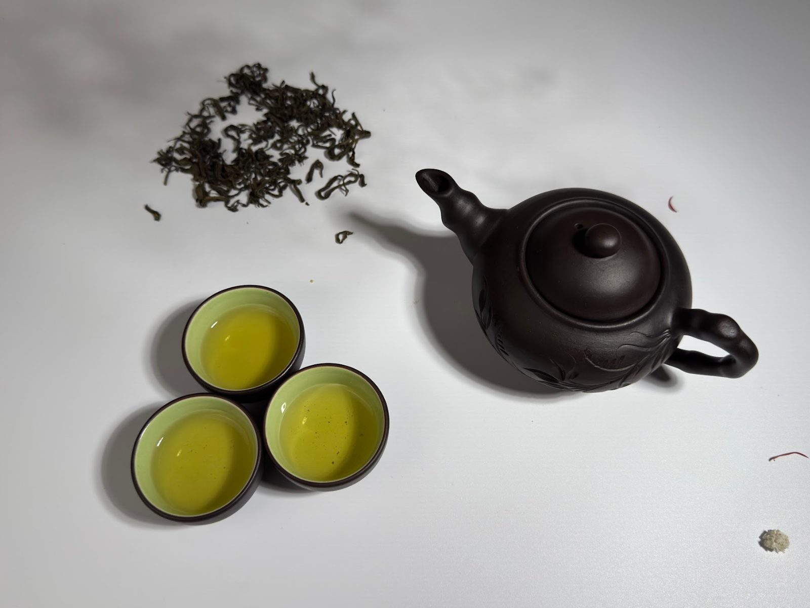 Bộ ấm chén pha trà