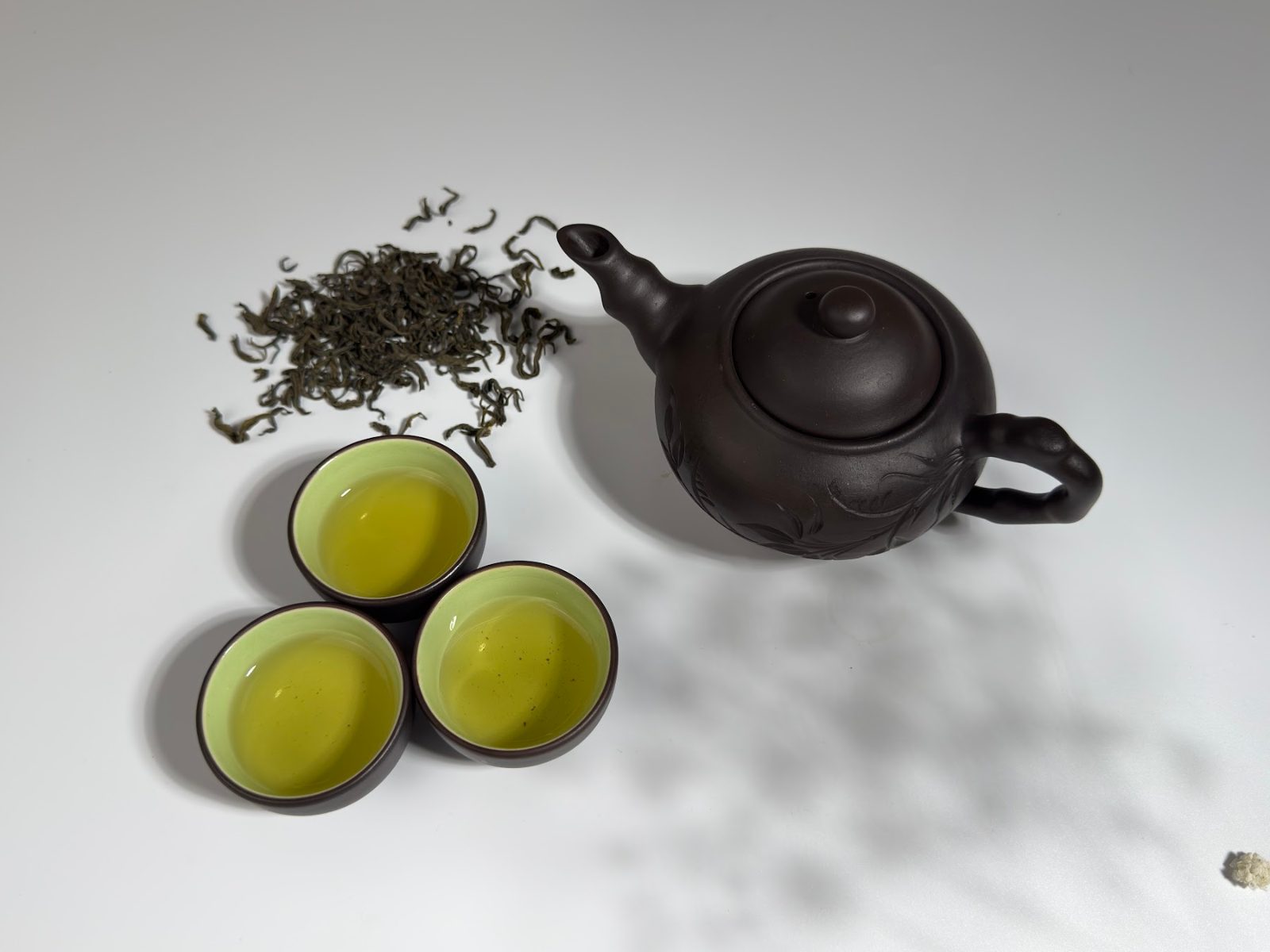Bộ ấm chén pha trà