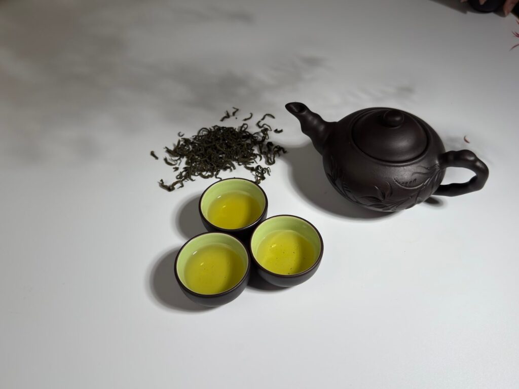 Sổ tay pha chế tại quầy: gom thông số vào một bảng Bộ ấm chén pha trà