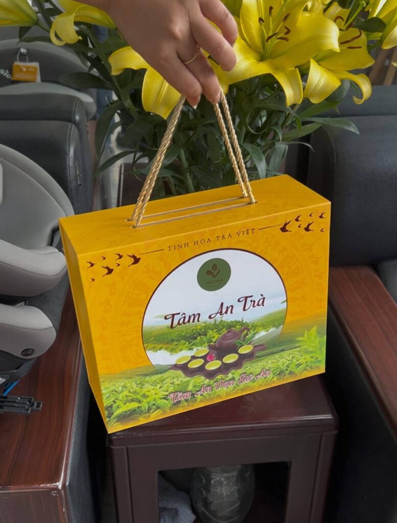 Hộp quà trà Thái Nguyên TRAVINA
