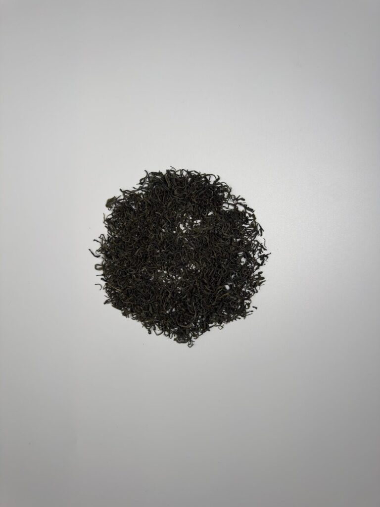 Trà sâm dứa: 5 điều quán cần biết khi chọn trà nền Cánh trà khô dùng làm trà nền cho trà sâm dứa