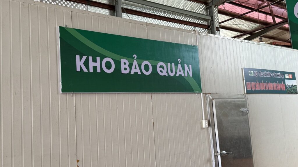 Kho bảo quản lạnh chè thành phẩm tại đơn vị liên kết ở Thái Nguyên